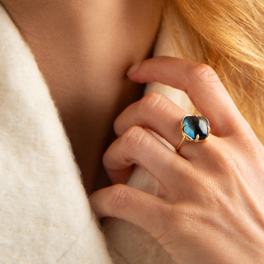 Bague, Topaze Blue London, Diamants, Or Jaune