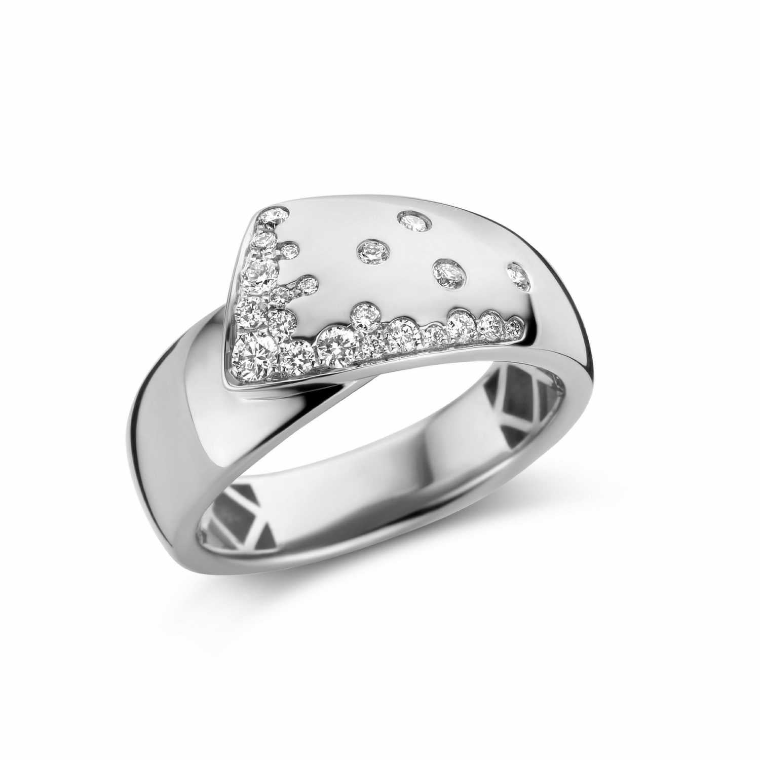 Bague sertie