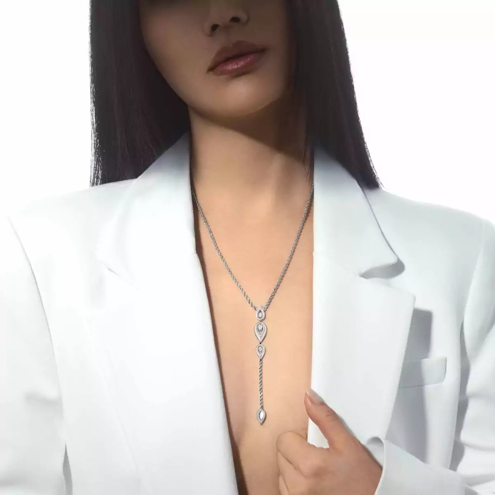 Collier cravate Fiery