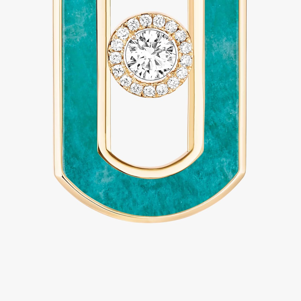 Boucles d'oreilles pendantes So Move amazonite Boucles d'oreilles So Move en or jaune 18 carats et amazonite, pavées de diamants et serties en leur centre d'un diamant mobile taille brillant, sublimé par un entourage diamants.