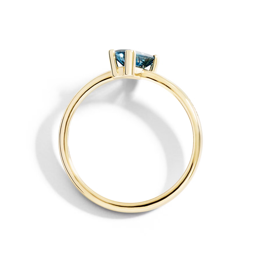 Bague Taille Baguette En Topaze Bleu London - Bijouterie Aurea｜Morges