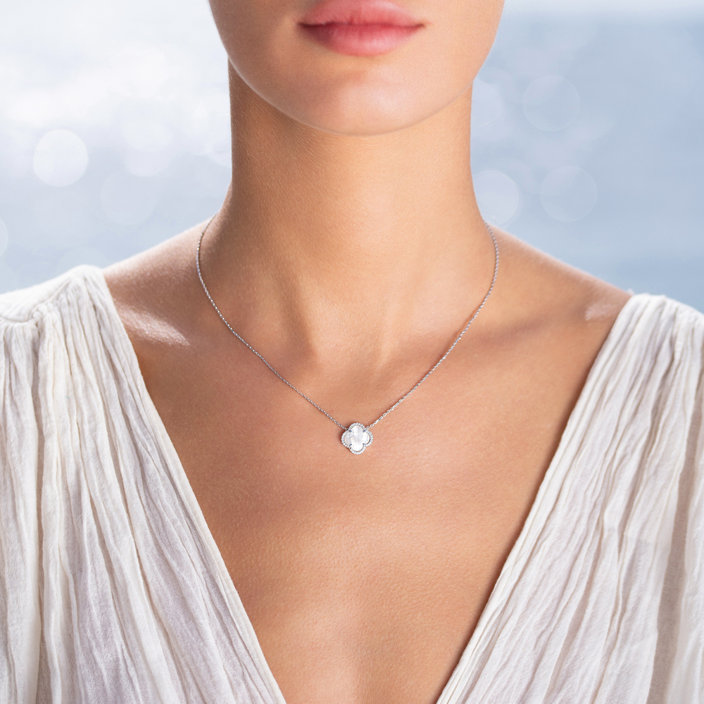 Collier, Nacre Blanche, Diamants, Or Blanc