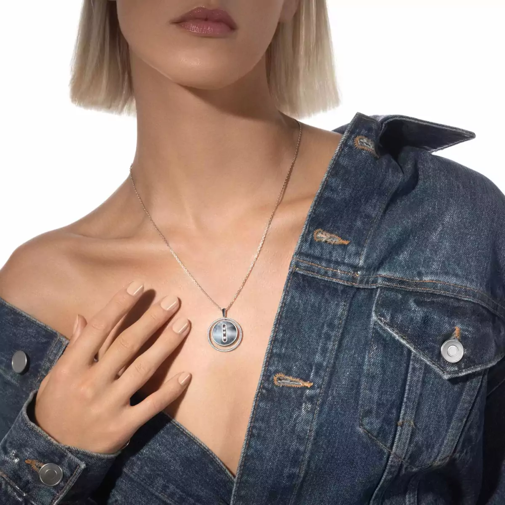 Collier Lucky Move nacre grise, moyen modèle