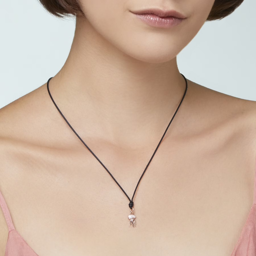 Pendentif Méduse Or Rose & Émail - Bijouterie Aurea｜Morges