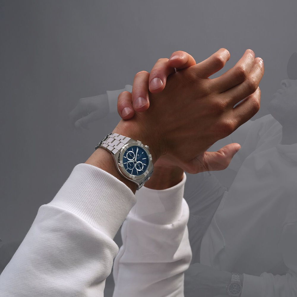 Aikon Quartz Chronograph