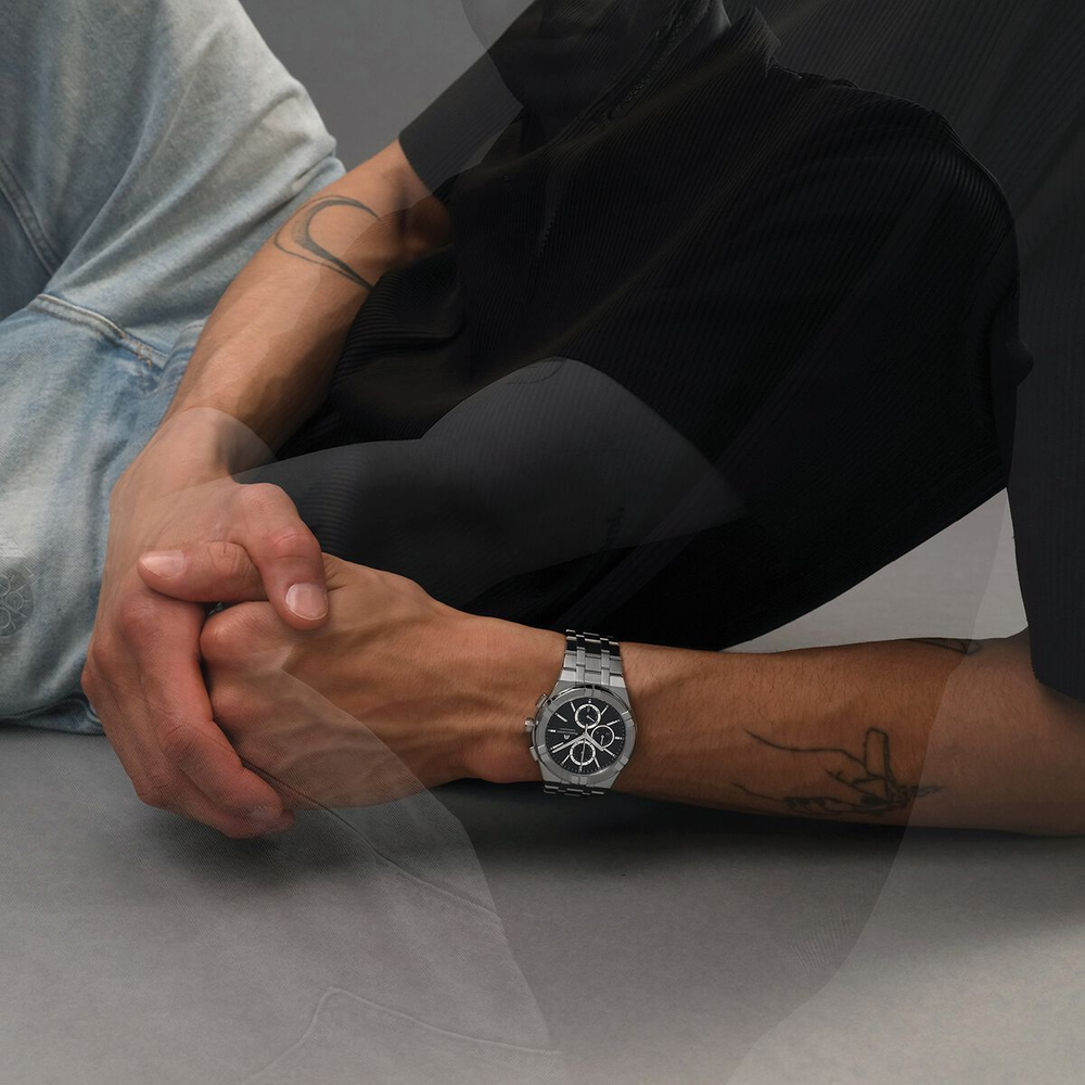 Aikon Quartz Chronograph